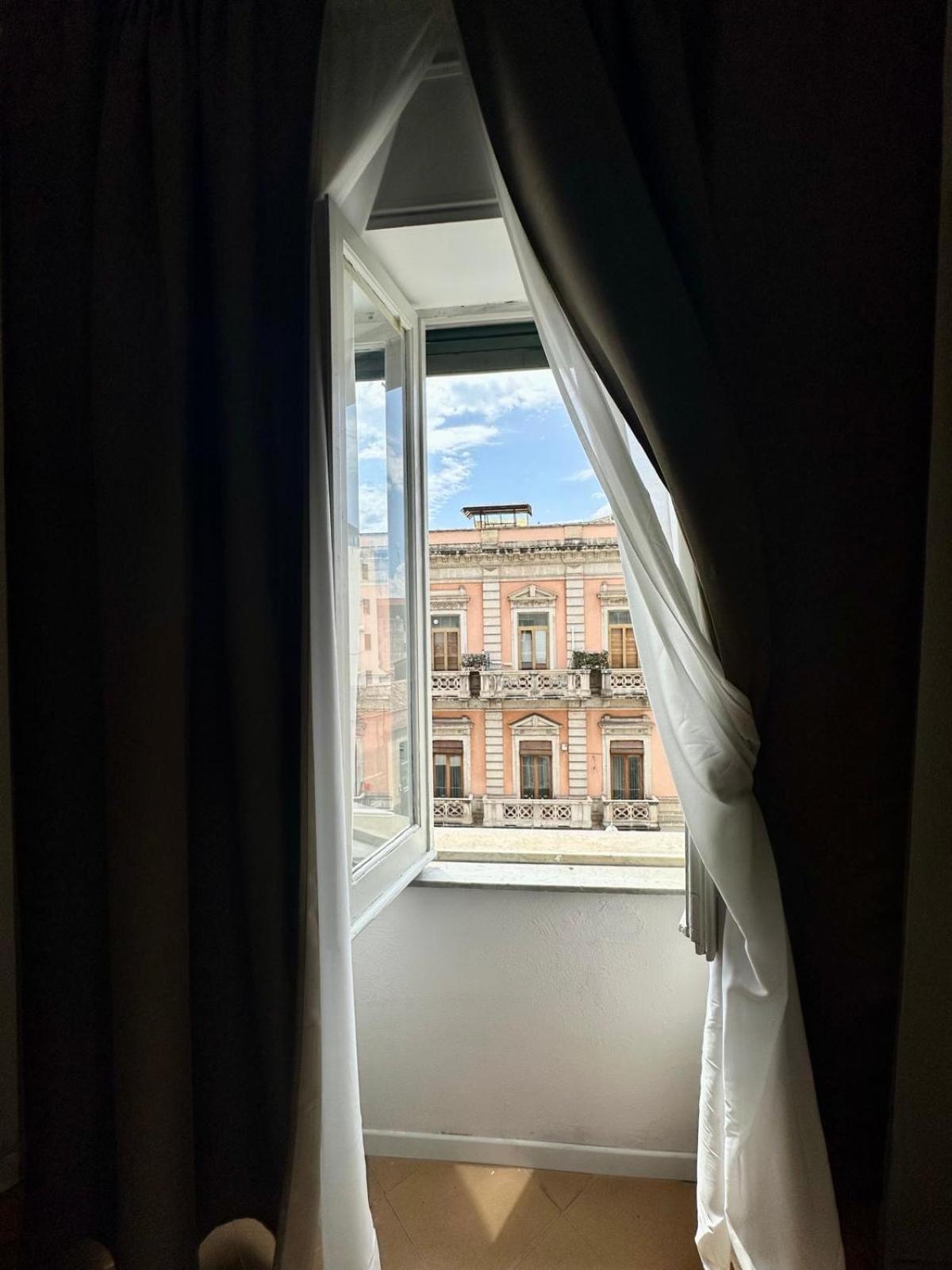 Sicilian Vibes House In Centro Apartment *